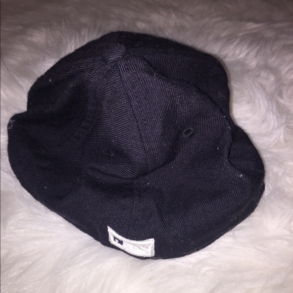 New Era Yankees Hat (WILL BE DONATED IF NOT SOLD) - Picture 4 of 6